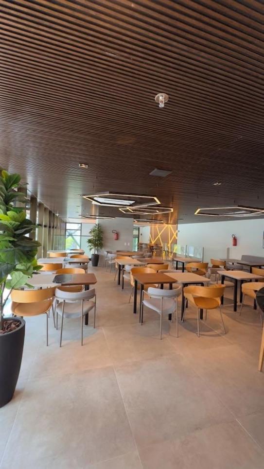 Elegância E Conforto A Passos Da Beira-mar Apartamento *